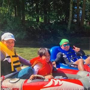 Meet your Posher, Chatte